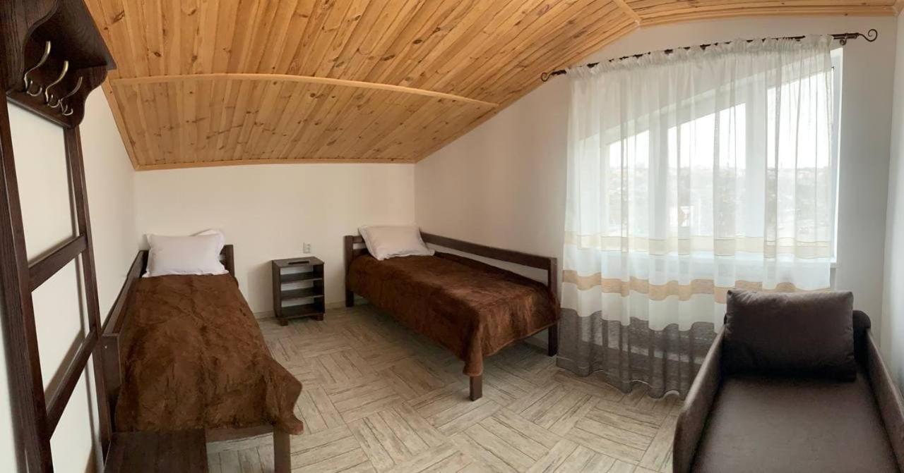 Family Люкс Aparthotel Kamianets-Podilskyi Exterior foto