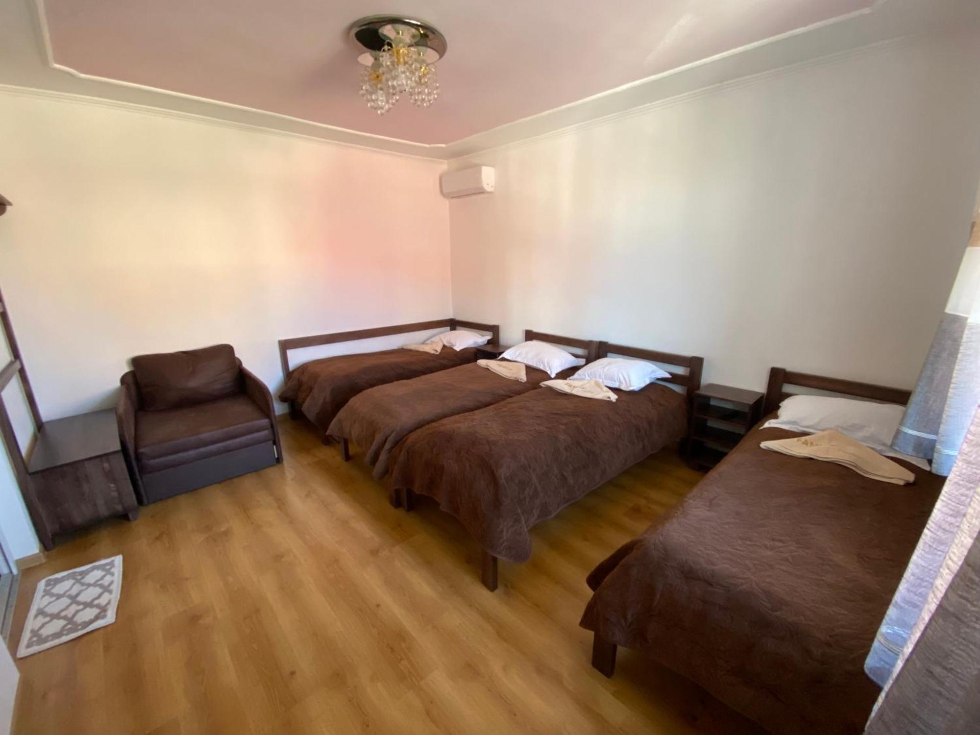 Family Люкс Aparthotel Kamianets-Podilskyi Exterior foto